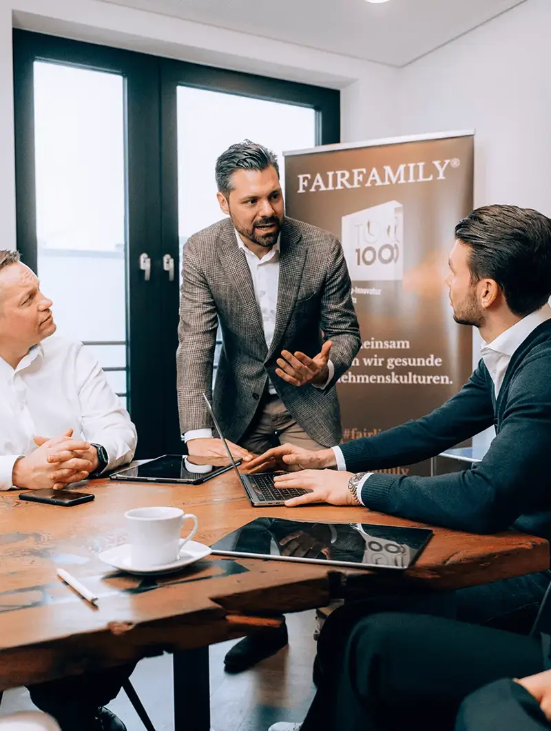 fairfamily-start22-bg2-komp-mobil Leistungen an Mitarbeiter-Bedürfnissen ausrichten<br />