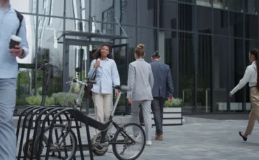 Mit dem Mobilitätsbudget gibst Du Deinen Mitarbeitern die Freiheit, selbst zu entscheiden, wie sie zur Arbeit kommen.